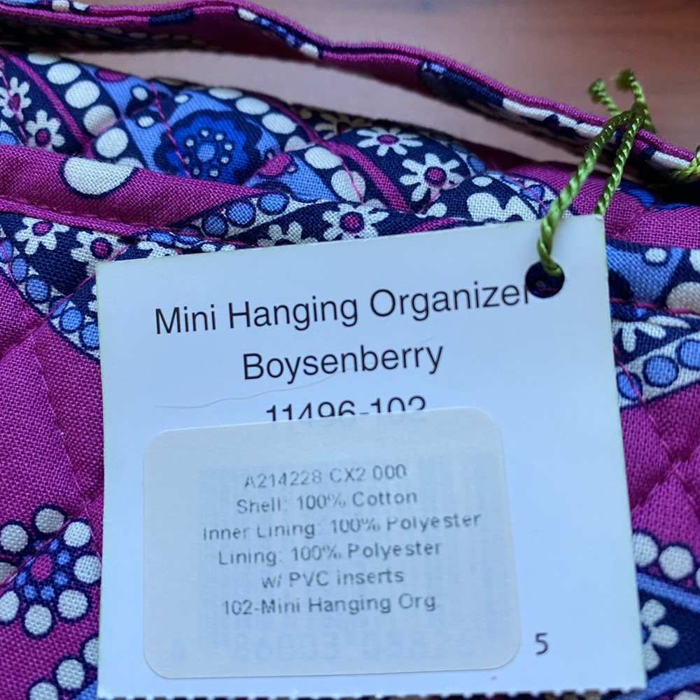 Vera Bradley boysenberry mini hanging organizer.  Nwt.